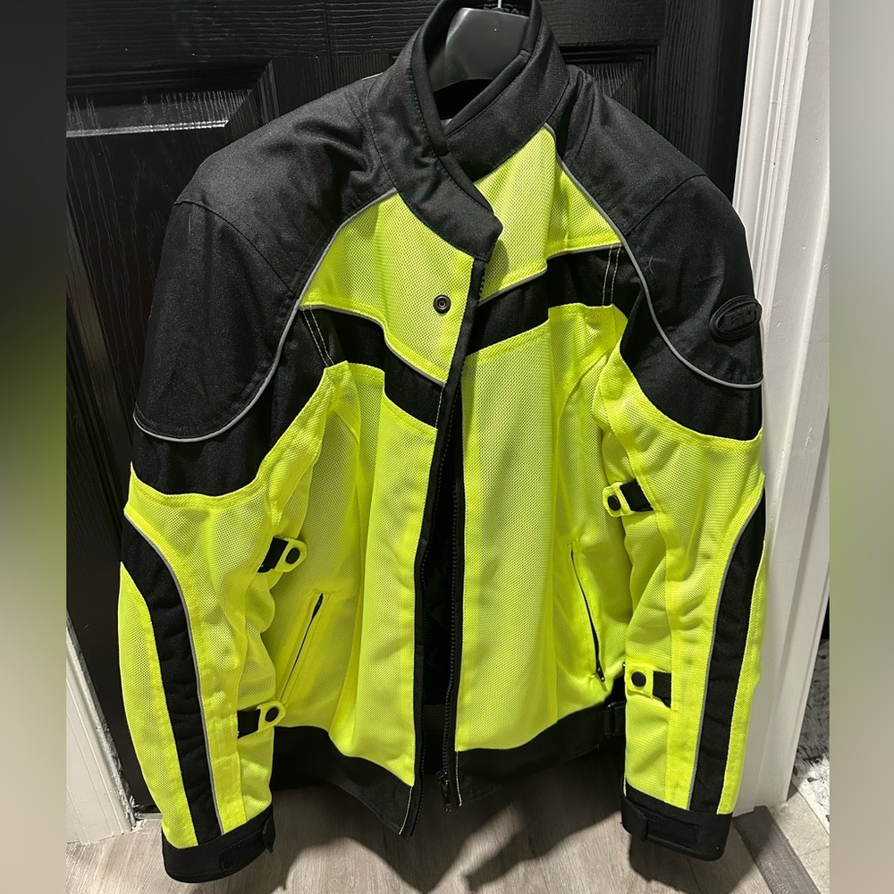 BILT Techno 2 Jacket. Size Women’s XL